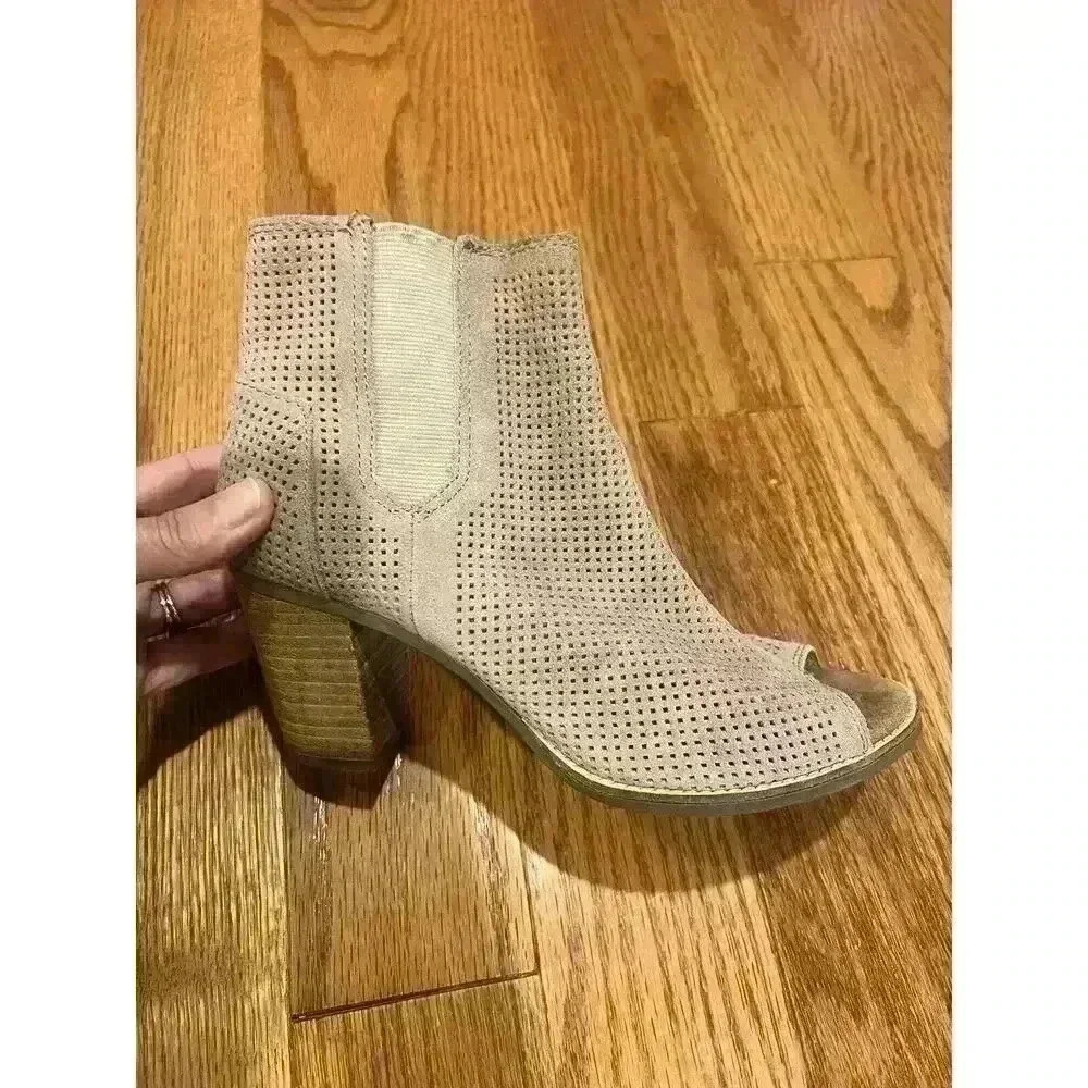 Toms Tan Perforated Peep Toe Suede Ankle Booties US‎ Size 7.5